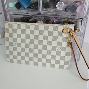 Louis Vuitton Neverfull MM Wristlet in Damier Azur with Rose Ballerine